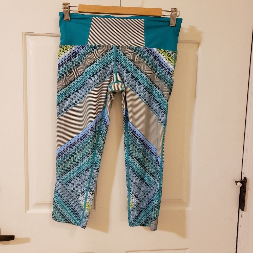 Prana Blue Teal Green Rai Swim Surf Tight Yoga Abstract Print Capri Leggings S